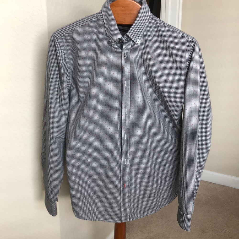 Men’s large Hugo Boss black, red. White shirt
